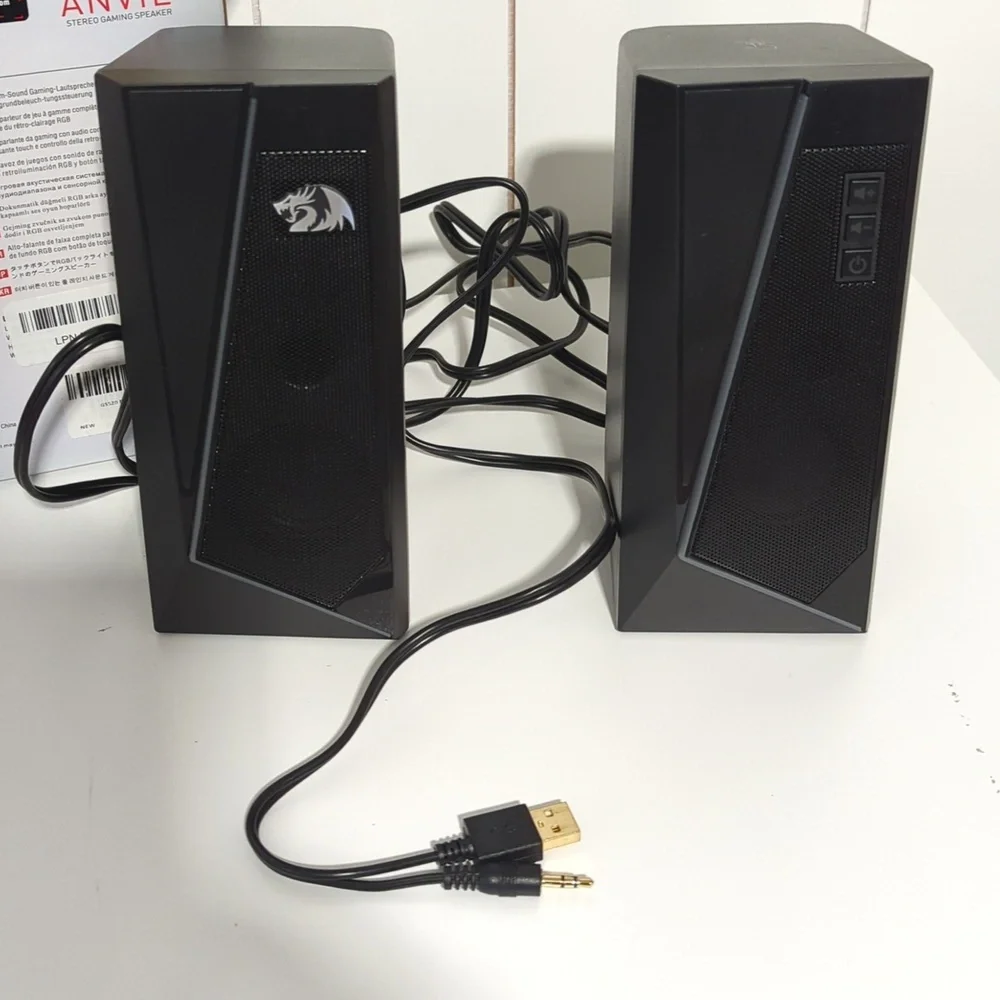 Redragon Stereo Gaming Desktop Speakers - Picture 2 of 2